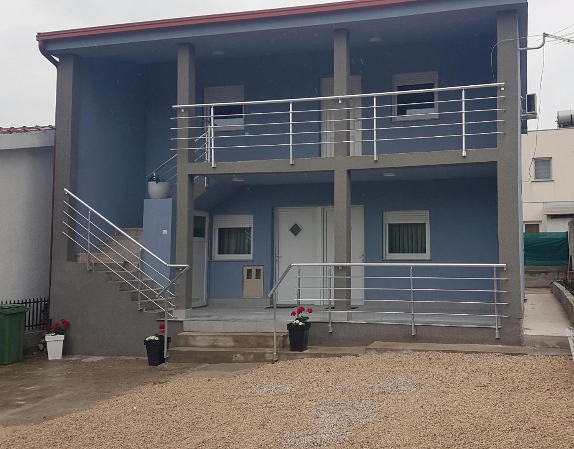 Apartmani Ab Pirovac Εξωτερικό φωτογραφία