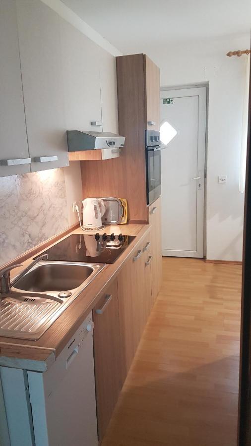 Apartmani Ab Pirovac Εξωτερικό φωτογραφία
